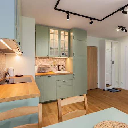 Letnicka Cosy With Garden By Bookinghost Apartamento