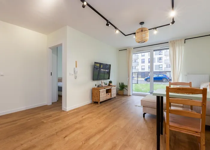 Letnicka Cosy With Garden By Bookinghost *