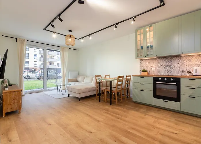 Letnicka Cosy With Garden By Bookinghost *