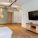 Letnicka Cosy With Garden By Bookinghost Apartament